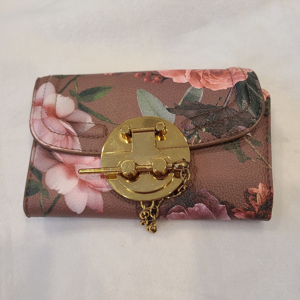 Love & Lore trifold wallet